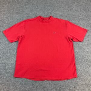 Vintage 2000s Nike red comfortable stretchy T-shirt